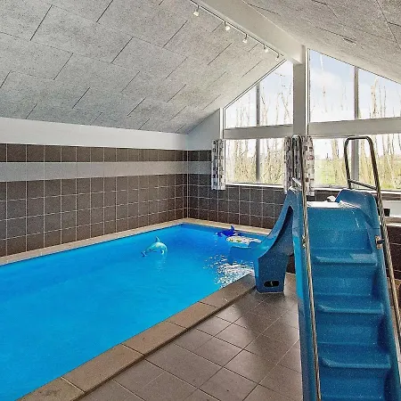Vakantiehuis 18 Person In Hasselberg *