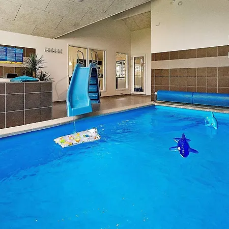 18 Person In Hasselberg Kappeln