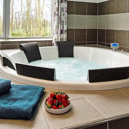 Dom wakacyjny 18 Person In Hasselberg