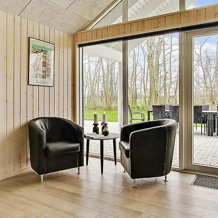 Dom wakacyjny 18 Person In Hasselberg *